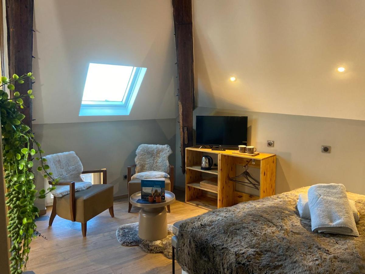 La Tour Yveline Bed and Breakfast Romans-sur-Isère Exteriör bild